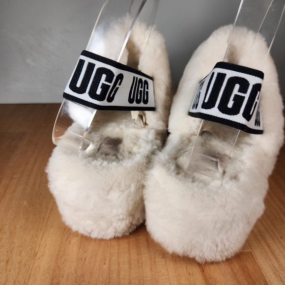 UGG Oh Yeah Slippers Women's 9 White Sheepskin Fuzzy Slides Sandals Shoes - Picture 7 of 14